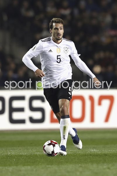 Mats Hummels Germany 2017