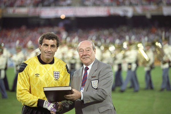 Peter Shilton 125th World Record England Cap 1990