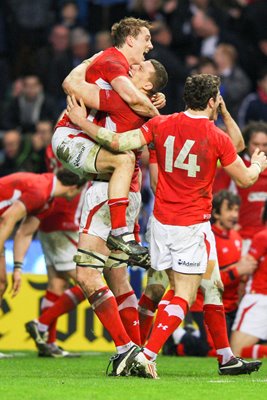 Jonathan Davies celebrates Twickenham 2012