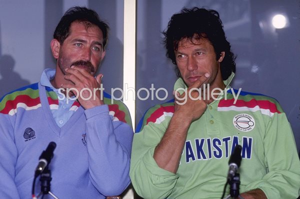 Imran Khan Pakistan & Graham Gooch England World Cup 1992