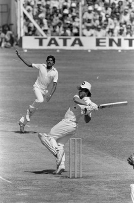 Ian Botham England v Kapil Dev India Bombay 1981