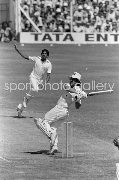 Ian Botham England v Kapil Dev India Bombay 1981