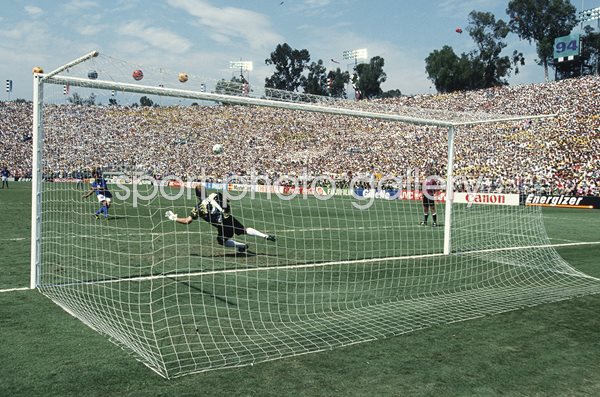 Roberto Baggio Italy Penalty v Brazil World Cup Final 1994