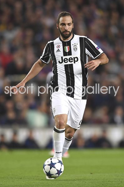 Gonzalo Higuain of Juventus v Barcelona Champions League 2017