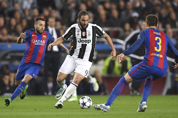 Gonzalo Higuain of Juventus v Barcelona Champions League 2017