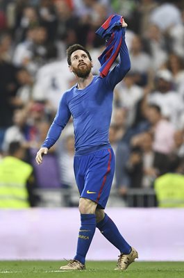 Lionel Messi scores 500th Barcelona Goal El Clasico 2017