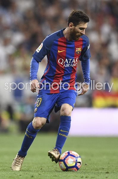 Lionel Messi Barcelona v Real Madrid Bernabeu 2017