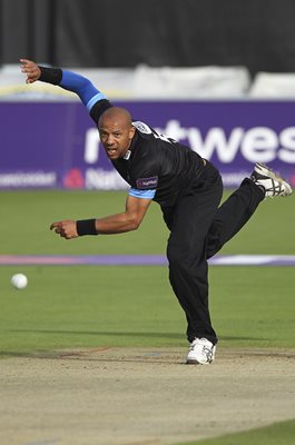 Tymal Mills Sussex v Kent T20 Blast 2016