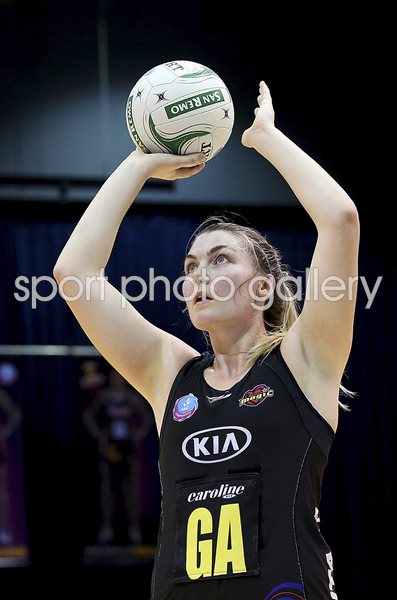 Ellen Halfpenny Magic v Firebirds New Zealand Netball 2017
