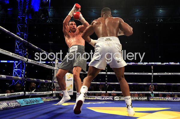 Anthony Joshua beats Wladimir Klitschko Wembley 2017