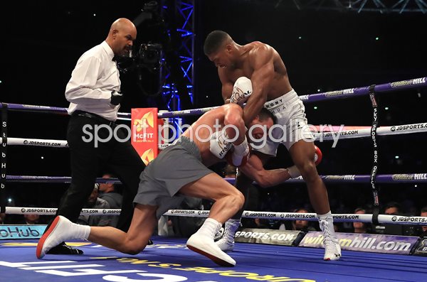 Anthony Joshua beats Wladimir Klitschko Wembley 2017