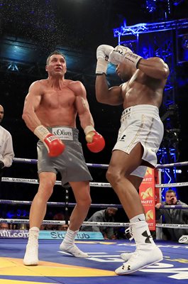 Anthony Joshua beats Wladimir Klitschko Wembley 2017