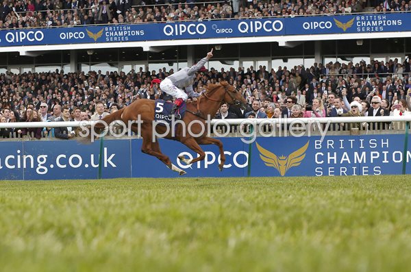 Frankie Dettori & Galileo Gold win 2000 Guineas Newmarket 2016