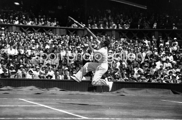Fred Perry Great Britain v USA Davis Cup Wimbledon 