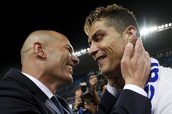 Cristiano Ronaldo & Zinedine Zidane Real Madrid La Liga Champions 2017