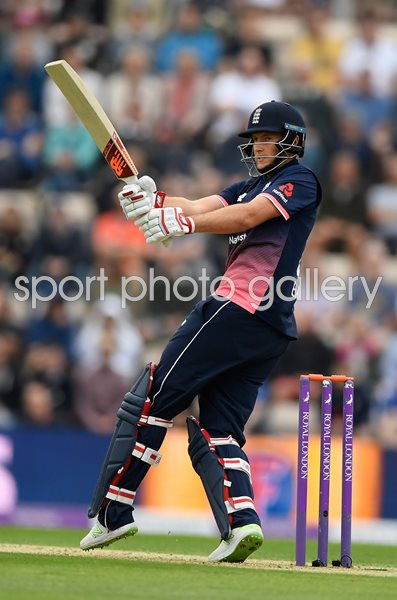 Joe Root England v South Africa ODI Ageas Bowl 2017