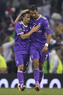 Cristiano Ronaldo & Luka Modric Real Madrid Champions League Final 2017