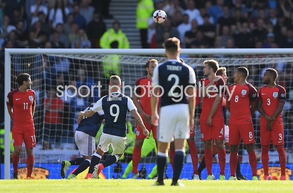 Leigh Griffiths Scotland scores v England Hampden Park 2017