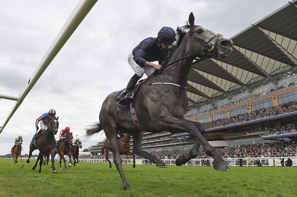 Ryan Moore & Winter win Coronation Stakes Royal Ascot 2017 