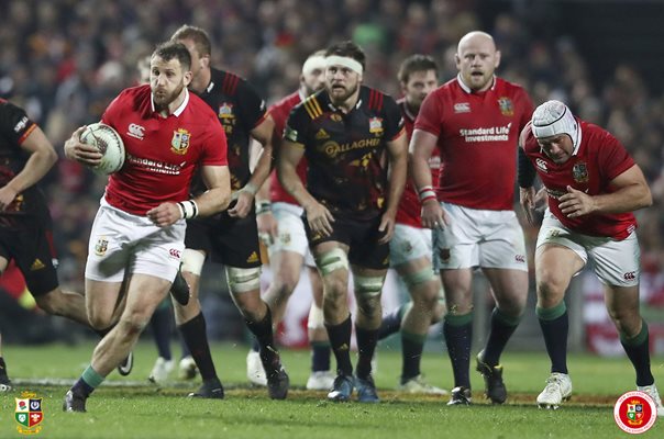 Tommy Seymour British & Irish Lions breaks v Chiefs 2017