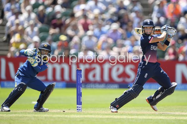 Lauren Winfield England v Sri Lanka Women's World Cup 2017