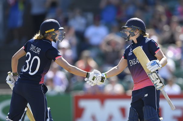 Heather Knight & Sarah Knight England Women's World Cup 2017