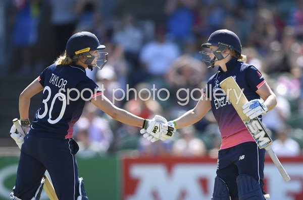 Heather Knight & Sarah Knight England Women's World Cup 2017
