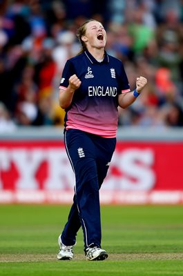 Anya Shrubsole England v India Women's World Cup Final 2017