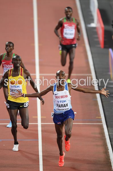 Mo Farah wins 10,000m World Athletics London 2017