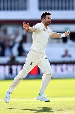 Lancashire and England seamer James Anderson receiving treatment for minor  issue