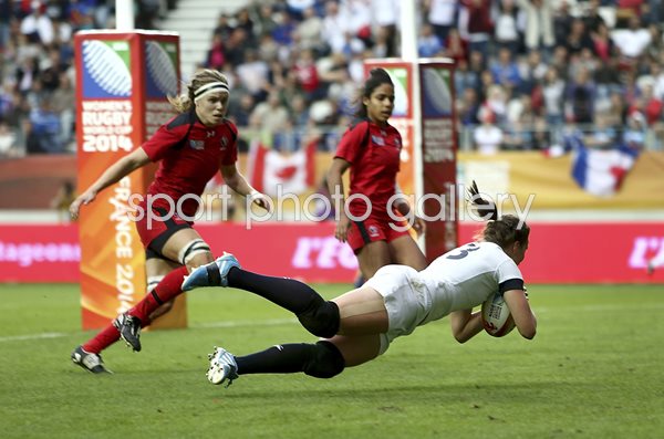 Emily Scarratt England v Canada World Cup 2014