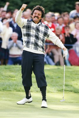 Rodger Davis wins PGA Championship Wentworth 1987