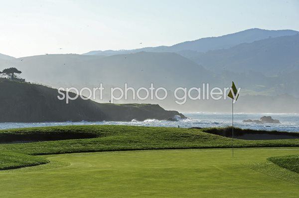 Pebble Beach Golf Links, California 17th hole