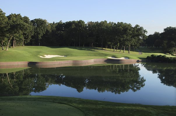 Medinah Country Club 17th Hole Ryder Cup venue 2012