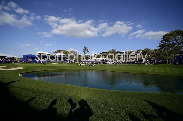 Tiger Woods wins at Torrey Pines California 2013