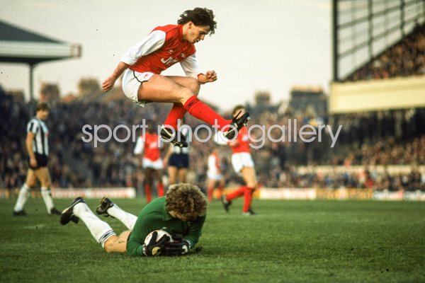Charlie Nicholas Arsenal v West Bromwich Albion Highbury 1983