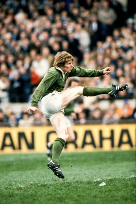 Ollie Campbell Ireland Dublin 5 Nations 1983