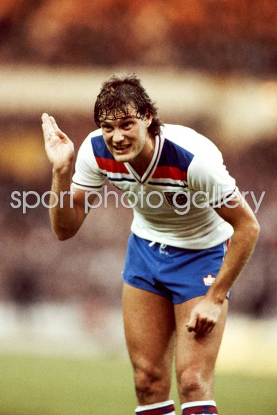 Glenn Hoddle England v Scotland Wembley 1983