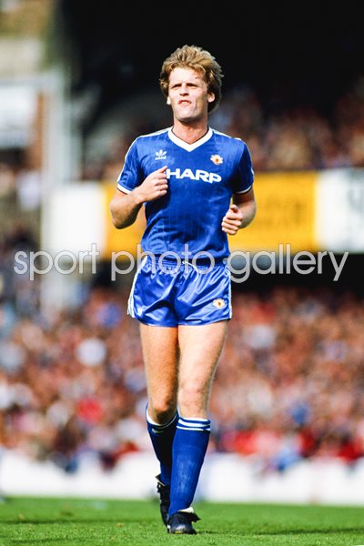 Gordon McQueen Manchester United v Southampton The Dell 1983