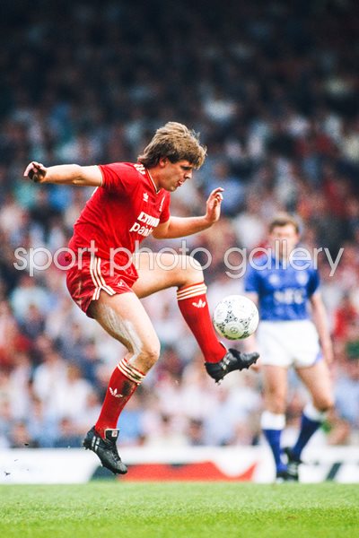 Jan Molby Liverpool v Everton Anfield 1987