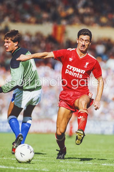 Ian Rush Liverpool v Everton Charity Shield Wembley 1986