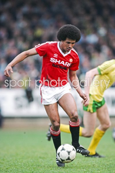 Remi Moses Manchester United v Norwich 1983