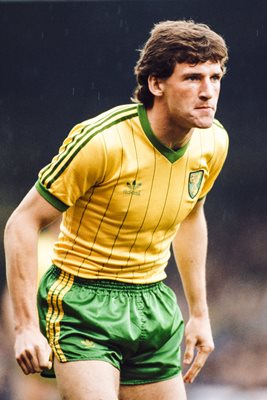 Dave Watson Norwich City 1983