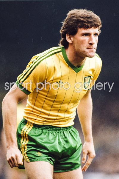 Dave Watson Norwich City 1983
