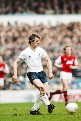 Graham Roberts Tottenham v Arsenal White Hart Lane 1983