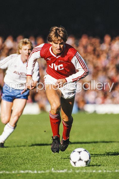 Tony Adams Arsenal v West Ham 1986