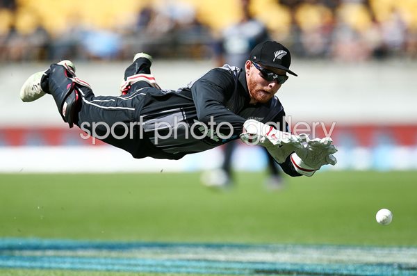 Glenn Phillips New Zealand v Pakistan T20 2018