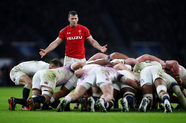 Gareth Davies Wales v England Twickenham Six Nations 2018