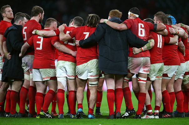 Wales Team Huddle Twickenham Six Nations 2018