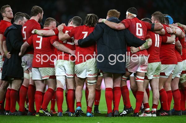 Wales Team Huddle Twickenham Six Nations 2018